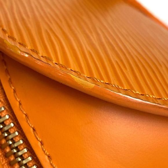 Louis Vuitton Soufflot Shoulder Tube Handbag Epi Mandarin Orange - Picture 4 of 6